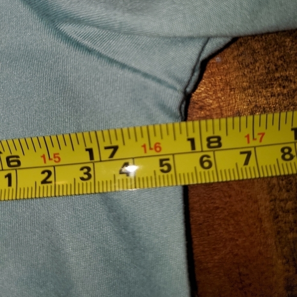 SEAFOAM green blue tunic sharkbite short sleeve top Medium - Picture 5 of 8